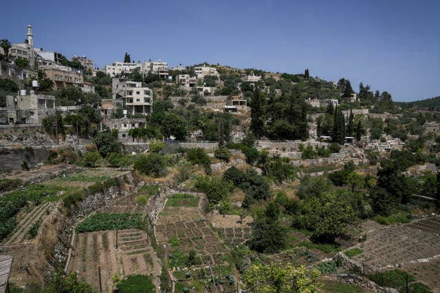 Palestinians Threatened Village