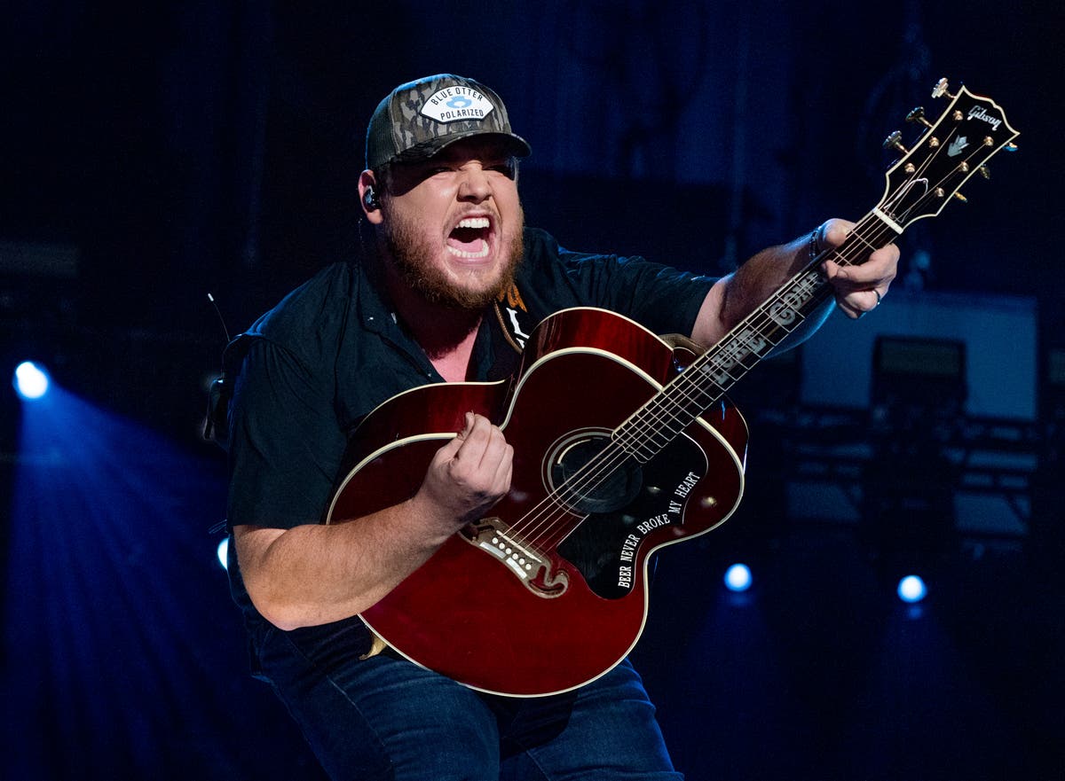 Luke Combs announces 2024 Growin’ Up and Gettin’ Old Tour How to get