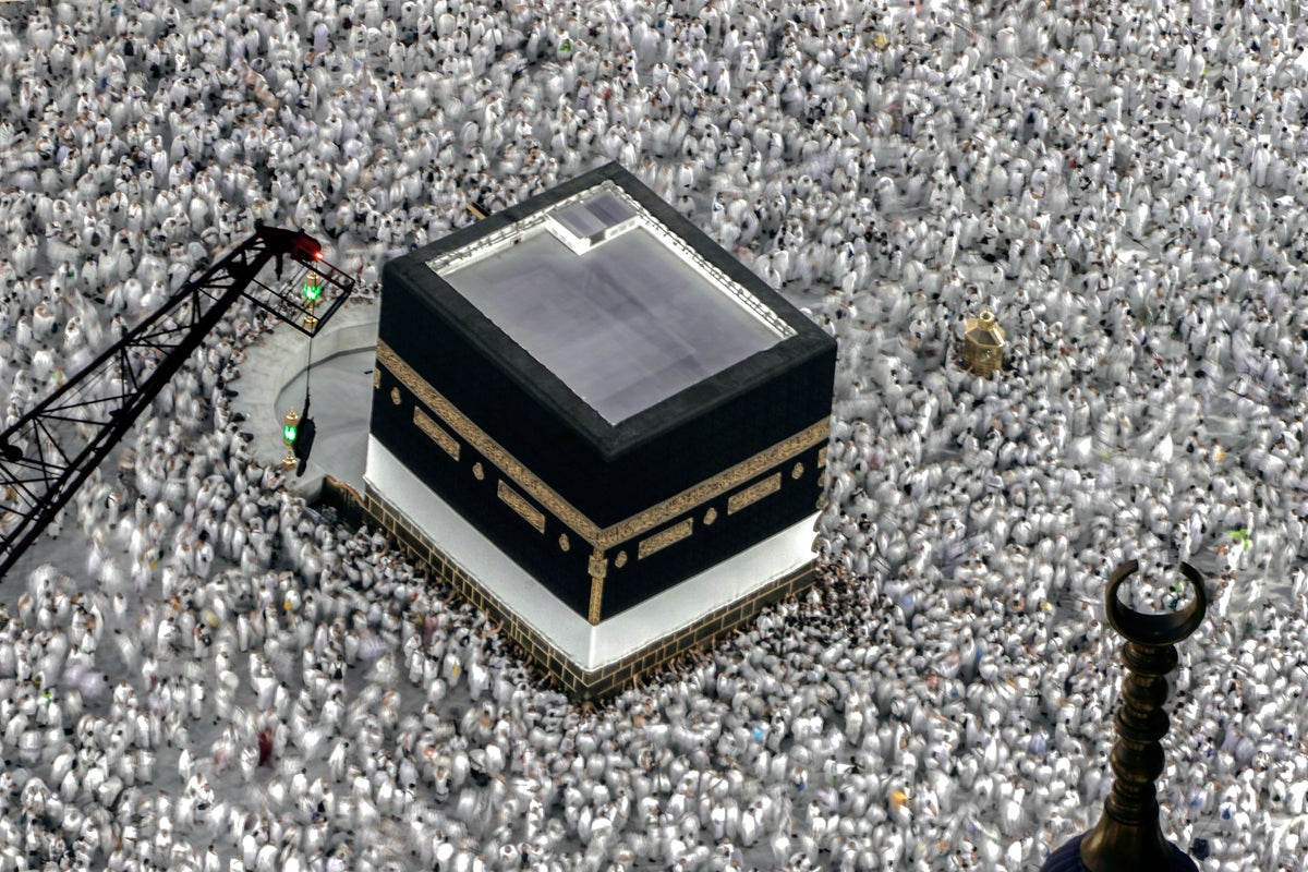 Watch live as thousands of pilgrims arrive at Mecca’s Grand Mosque ahead of Hajj