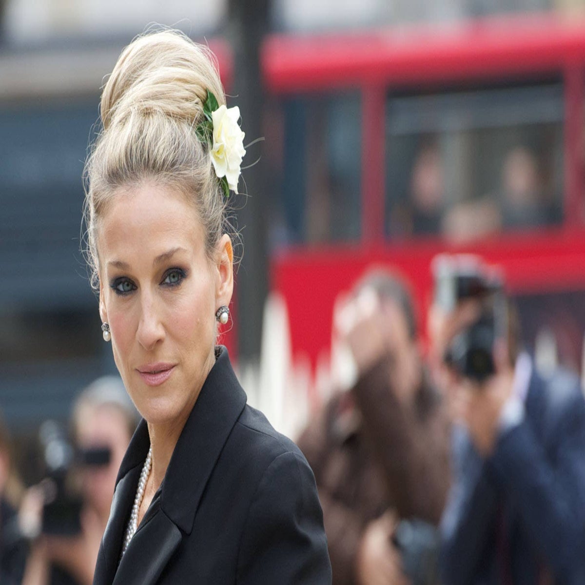 Sarah Jessica Parker Is Letting You Play Carrie Bradshaw Dress-Up