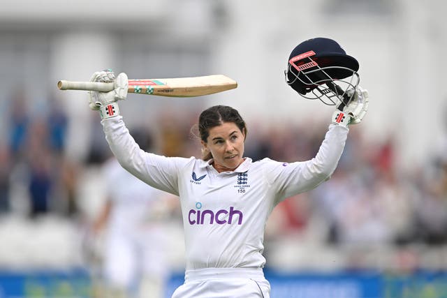 <p>Tammy Beaumont celebrates her maiden Test century </p>