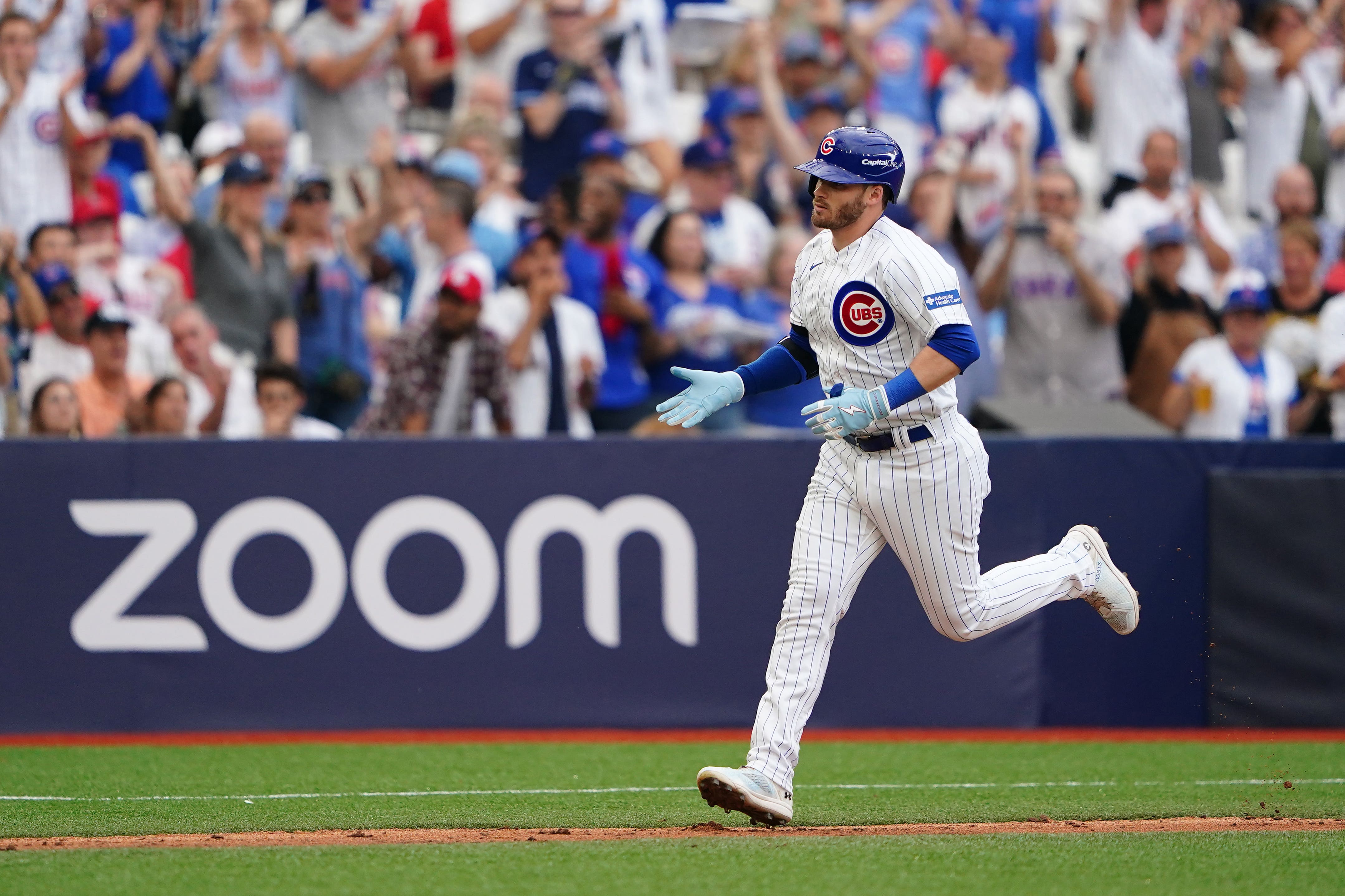 Ian Happ hits two home runs as the Chicago Cubs come out on top in