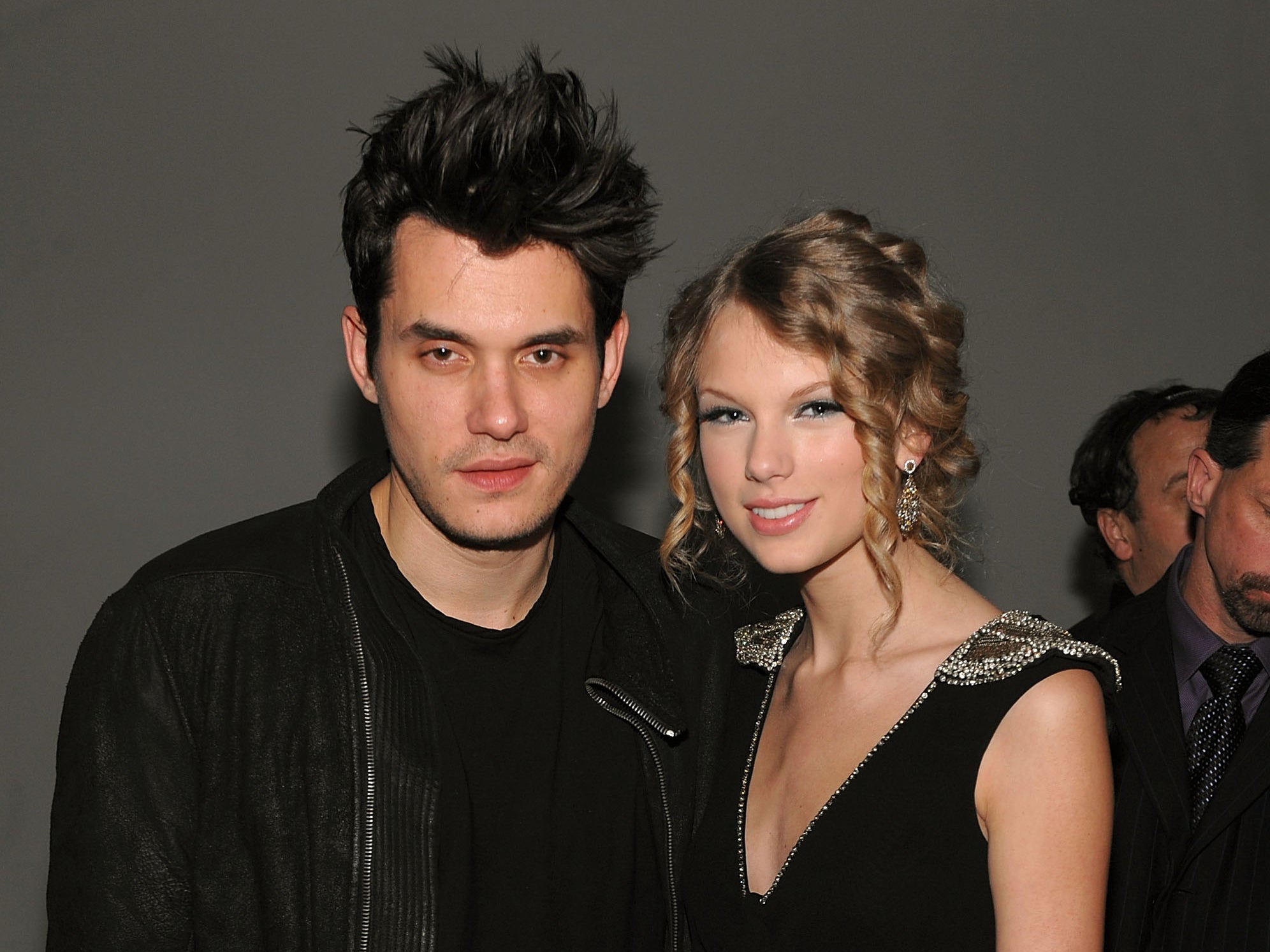 Mayer and Swift together in 2009