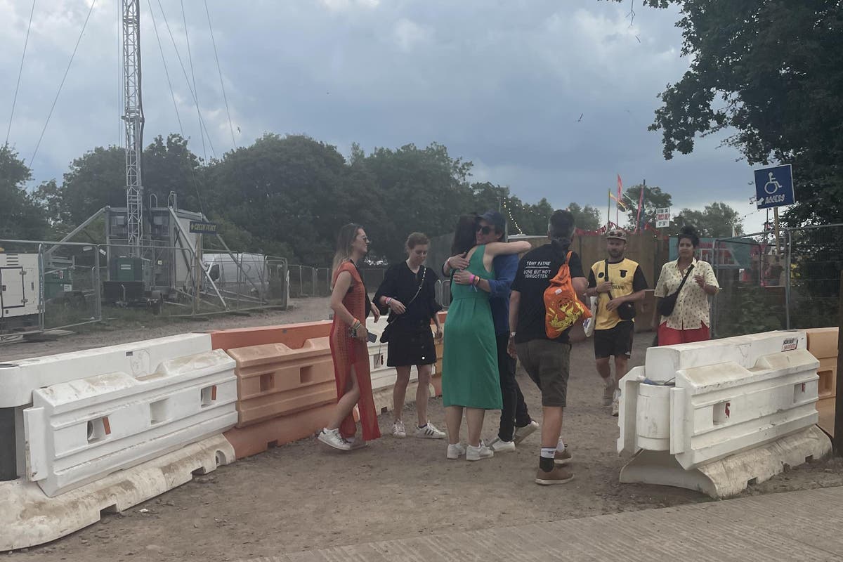 Beatrice enjoys Glastonbury as princess is spotted on final day of festival