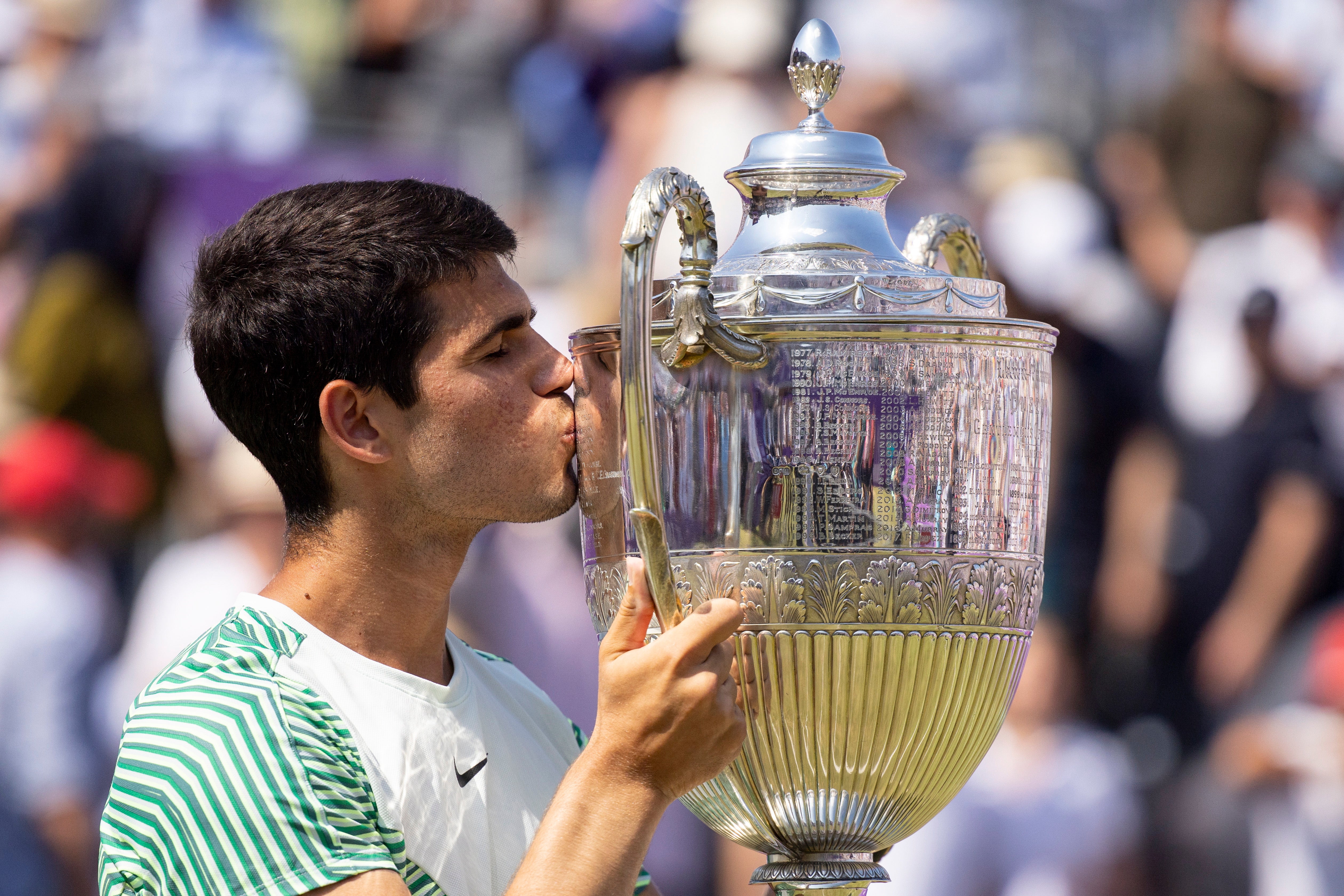 Alcaraz comes into Wimbledon as the men’s top seed