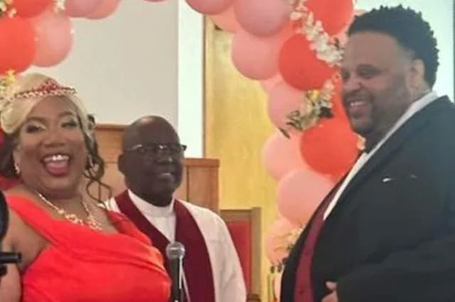 <p>Johnnie Mae Dennis exchanged vows with her 48-year-old fiancé Toraze Davis during a ceremony on 19 June. Moments later, Davis suffered a fatal blood clot  </p>