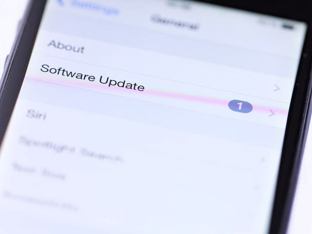 <p>Apple urged iPhone users to update to iOS 16.5.1 in order to fix security issues</p>