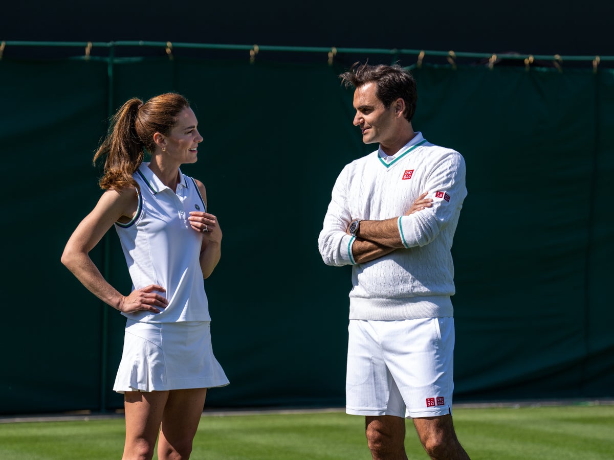 Roger Federer and ball girl correct Kate Middleton’s tennis mistake on Wimbledon court