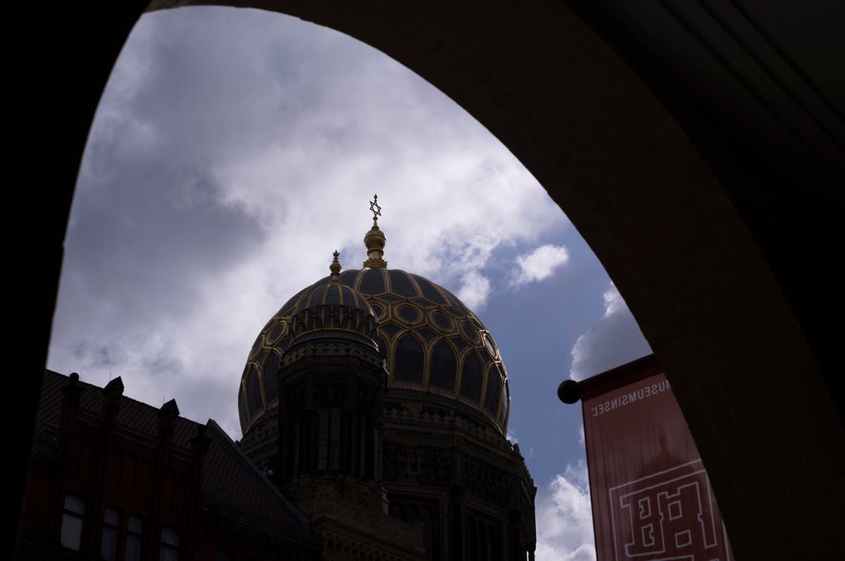 Germany saw 2,480 antisemitic incidents in 2022, monitoring group says