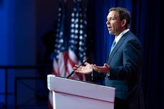 Watch as Ron DeSantis makes presidential campaign speech in New Hampshire