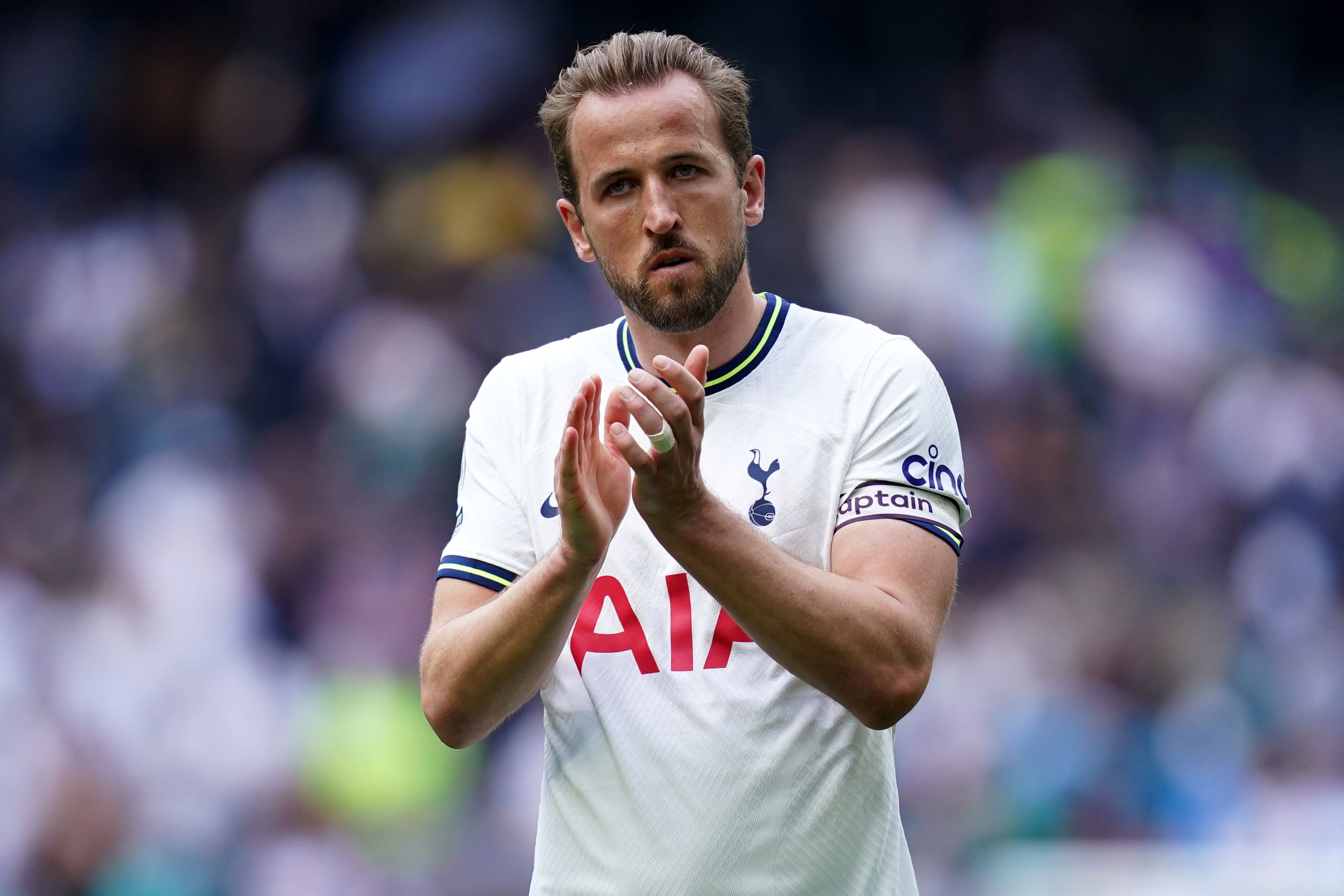  Harry Kane, the captain of Tottenham Hotspur, applauds the crowd after a match.