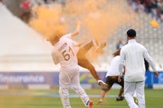 Jonny Bairstow: Fans demand ‘knighthood’ for England cricket star after Just Stop Oil protest