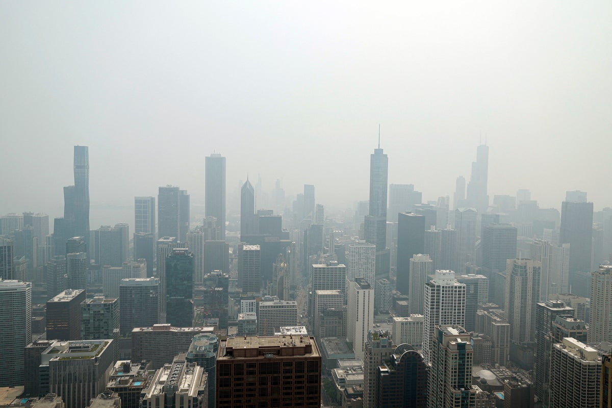 Air quality live updates — Canada wildfire smoke stifles Chicago as New York placed on alert