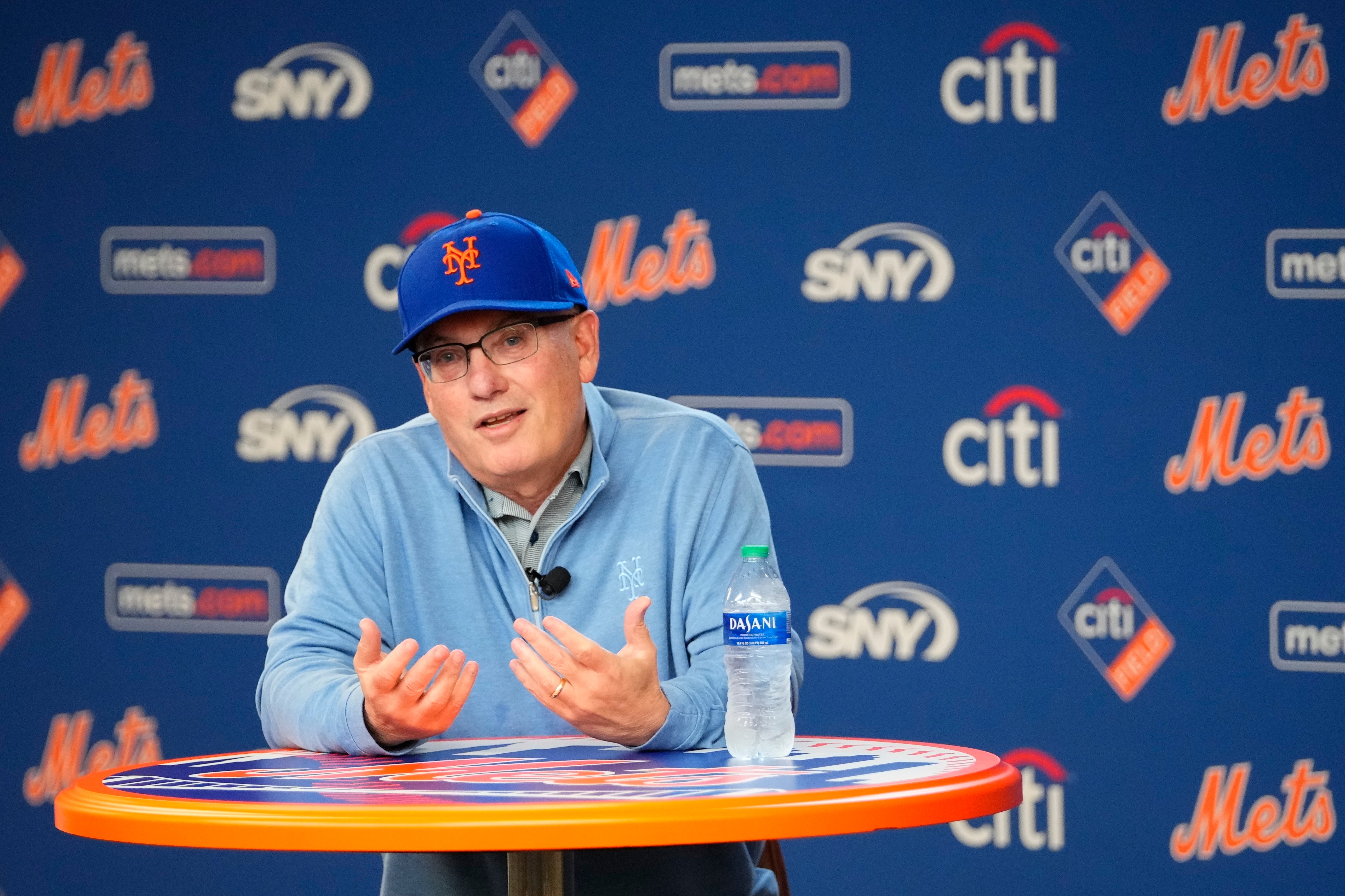 Mets Owner Steve Cohen Threatens Players With Selloff, But Showalter ...