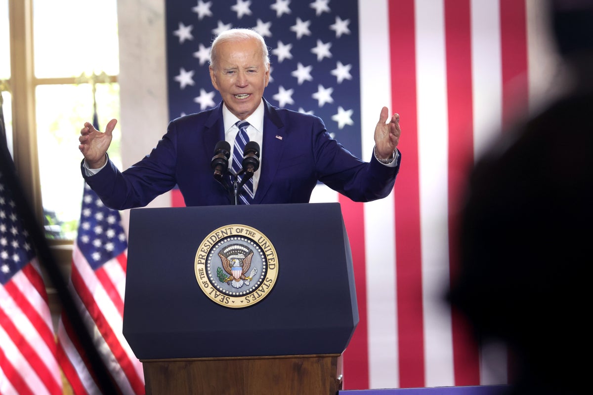 Voices: Biden’s economy pitch: Campaign like Reagan while refuting Reagan’s policies