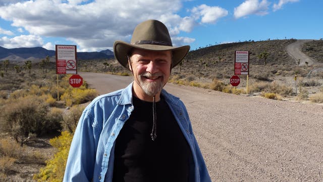 <p>Area 51 blogger Joerg Arnu at the gates of the secretive Nevada military base</p>