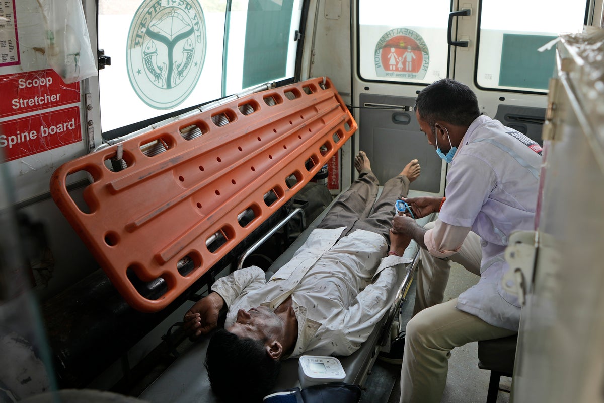 In rural India, summer’s heat can be deadly. Ambulance crews see the toll up close