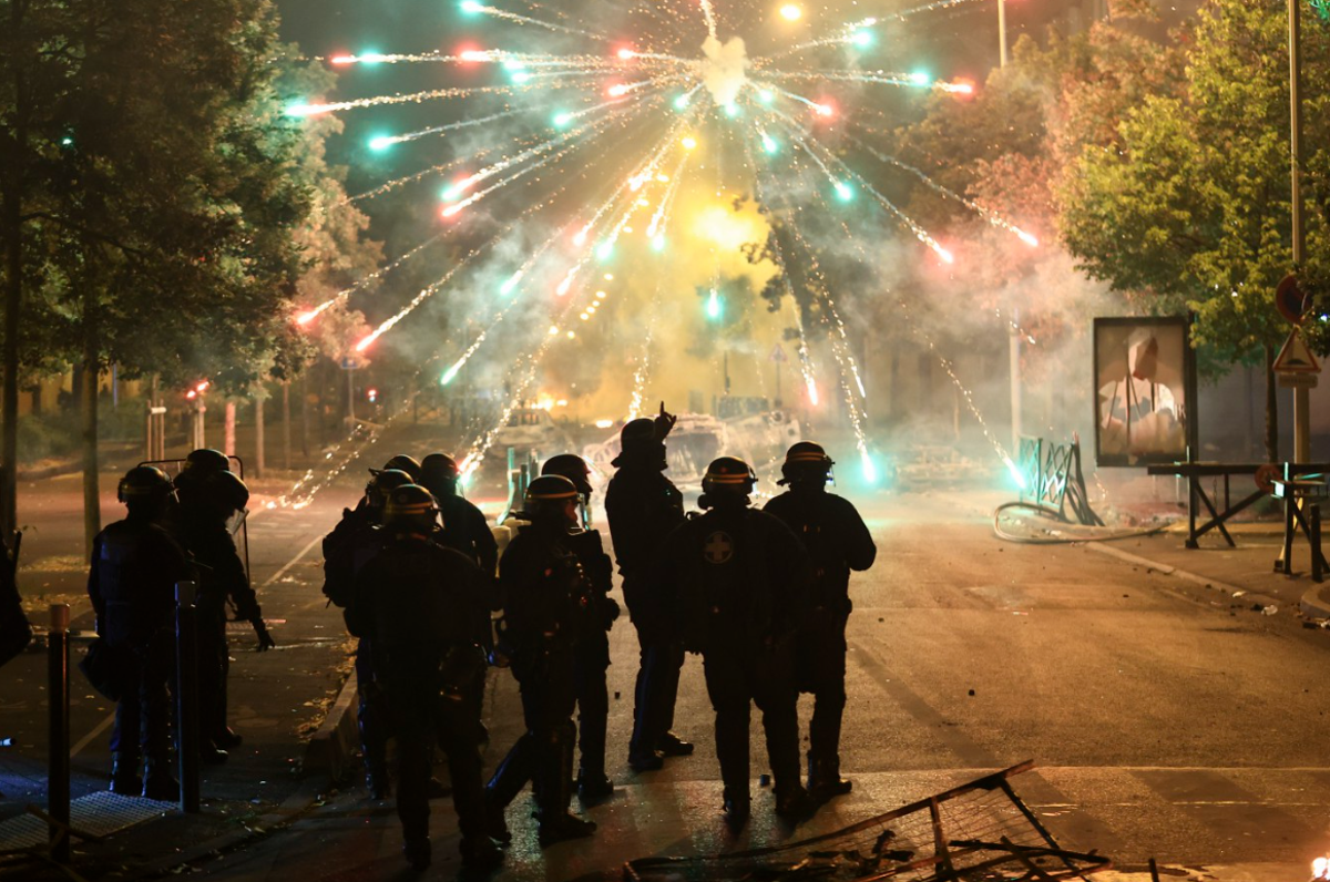 Paris riots today live: Children as young as 12 detained for attacking ...