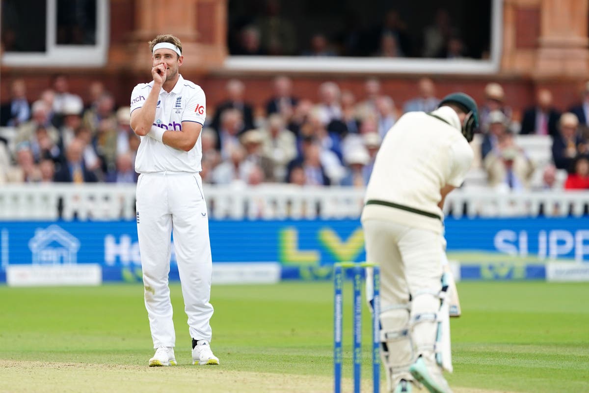 Day four of second Ashes Test &ndash; Odds stacked against desperate England