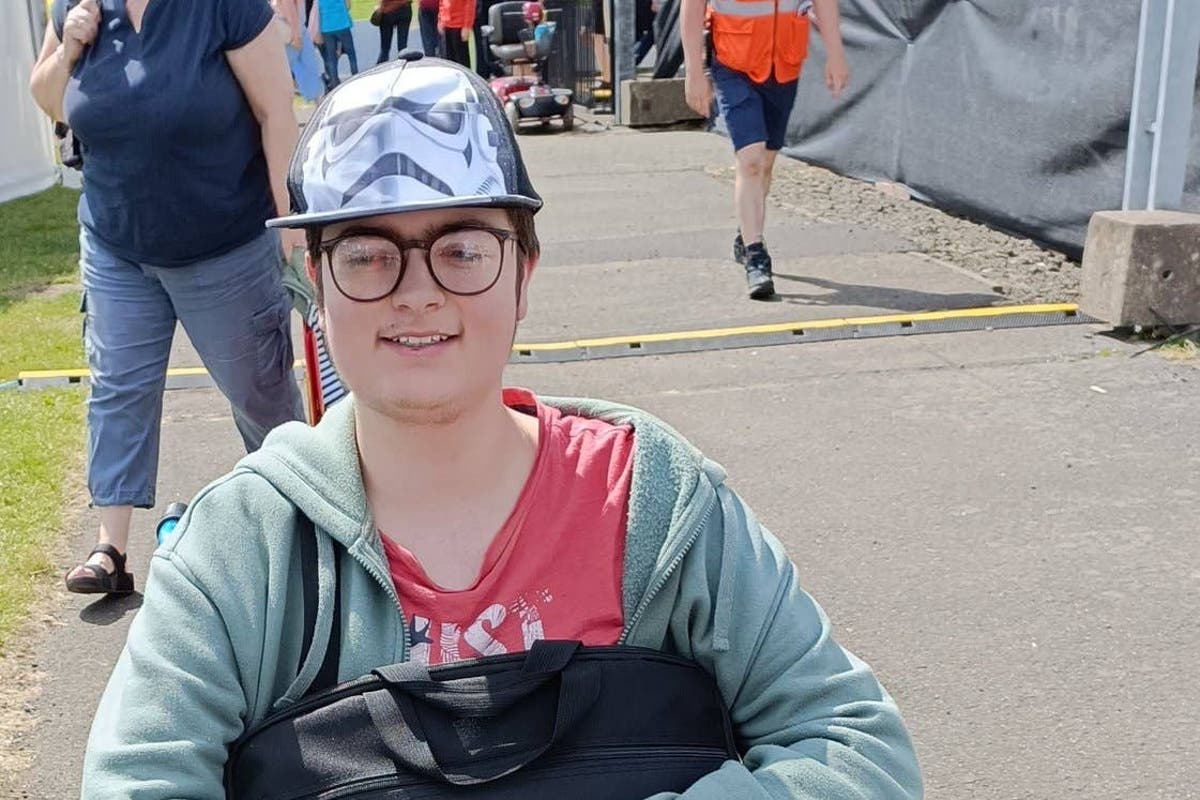 Teenager&rsquo;s wheelchair &lsquo;lost on flight&rsquo; during holiday