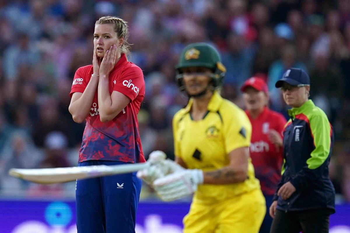 England beaten in dramatic T20 opener as Australia tighten grip on Women’s Ashes