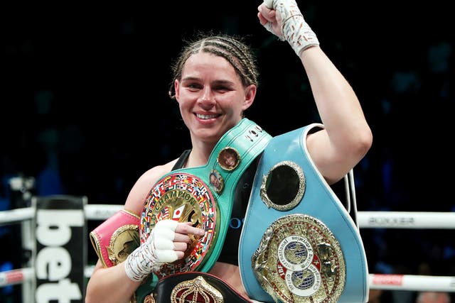 <p>Savannah Marshall became undisputed super-middleweight champion by beating Franchon Crews-Dezurn</p>