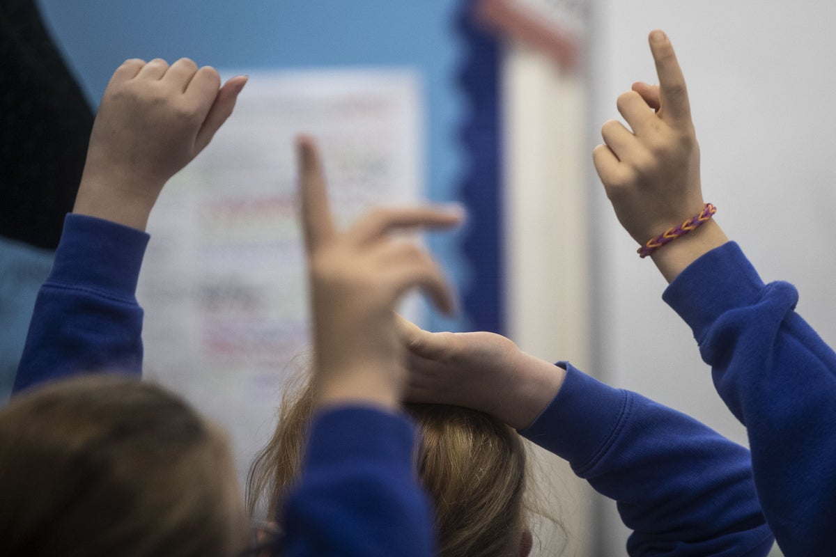 Labour plans ‘regional improvement teams’ to help struggling schools