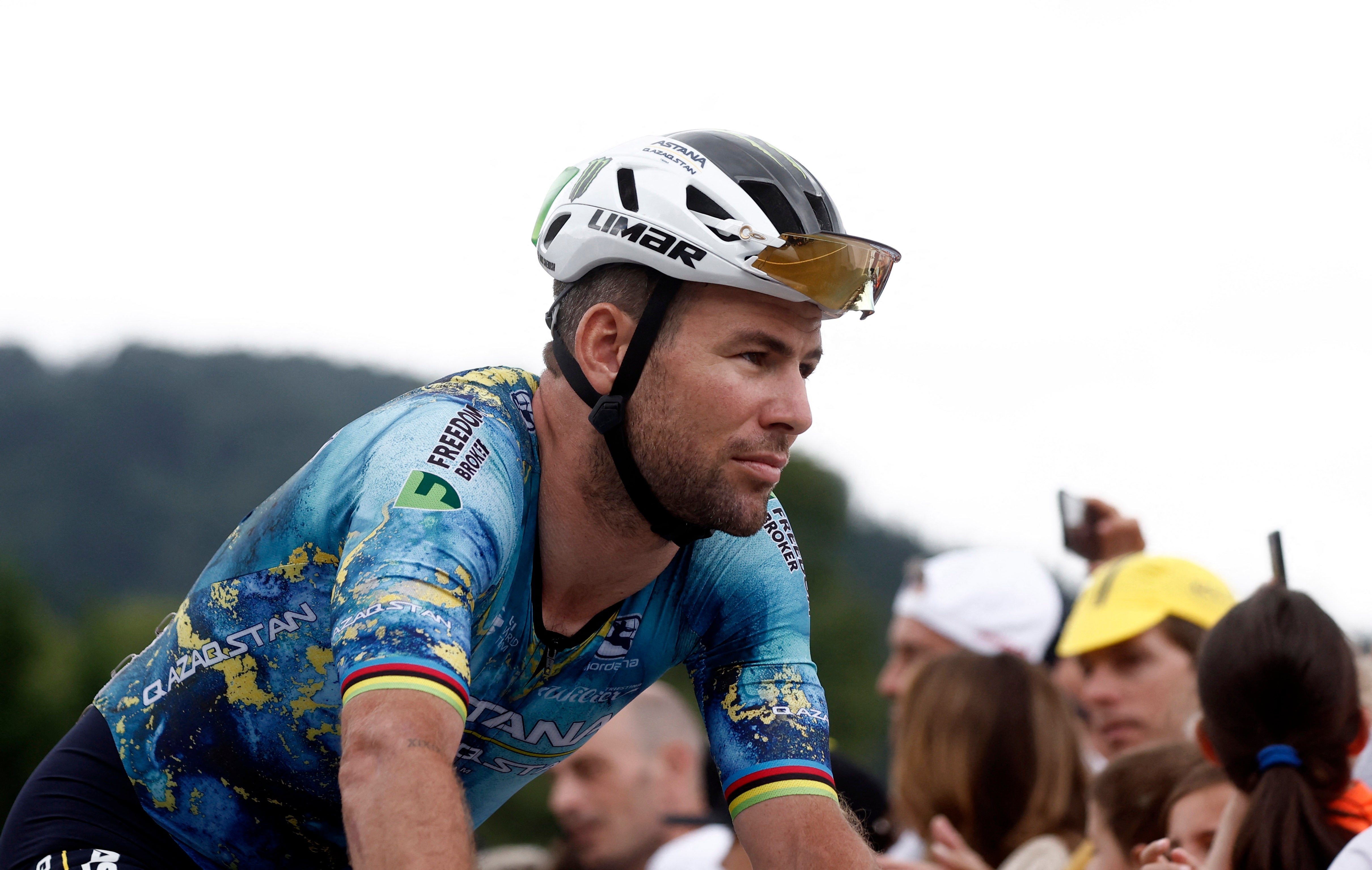 Mark Cavendish makes first visit to Colombia on unusual route to Tour ...