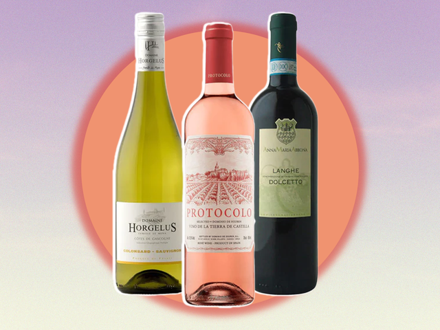 <p>This mixed selection includes white, red and rosé wines </p>