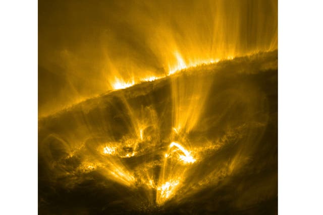 The European Space Agency’s Solar Orbiter has revealed never-before-seen ‘falling star’-type phenomena on the sun (Patrick Antolin/ESA/Solar Orbiter EUI/HRI)