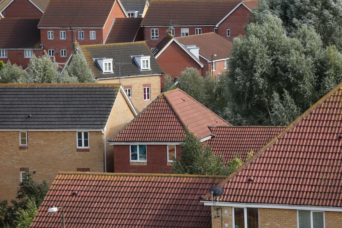 Average five-year fixed-rate mortgage tops 6%