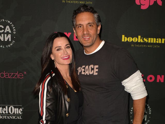 <p>Kyle Richards and Mauricio Umansky attend NYLON's Midnight Garden Party 2019 on April 12, 2019</p>