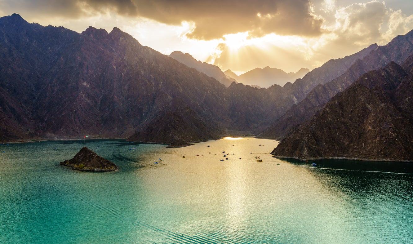 A view of Hatta Lake and the Hajar Mountains