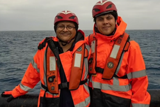 Heartbreaking final photo shows smiles of father and son moments before doomed Titanic sub trip
