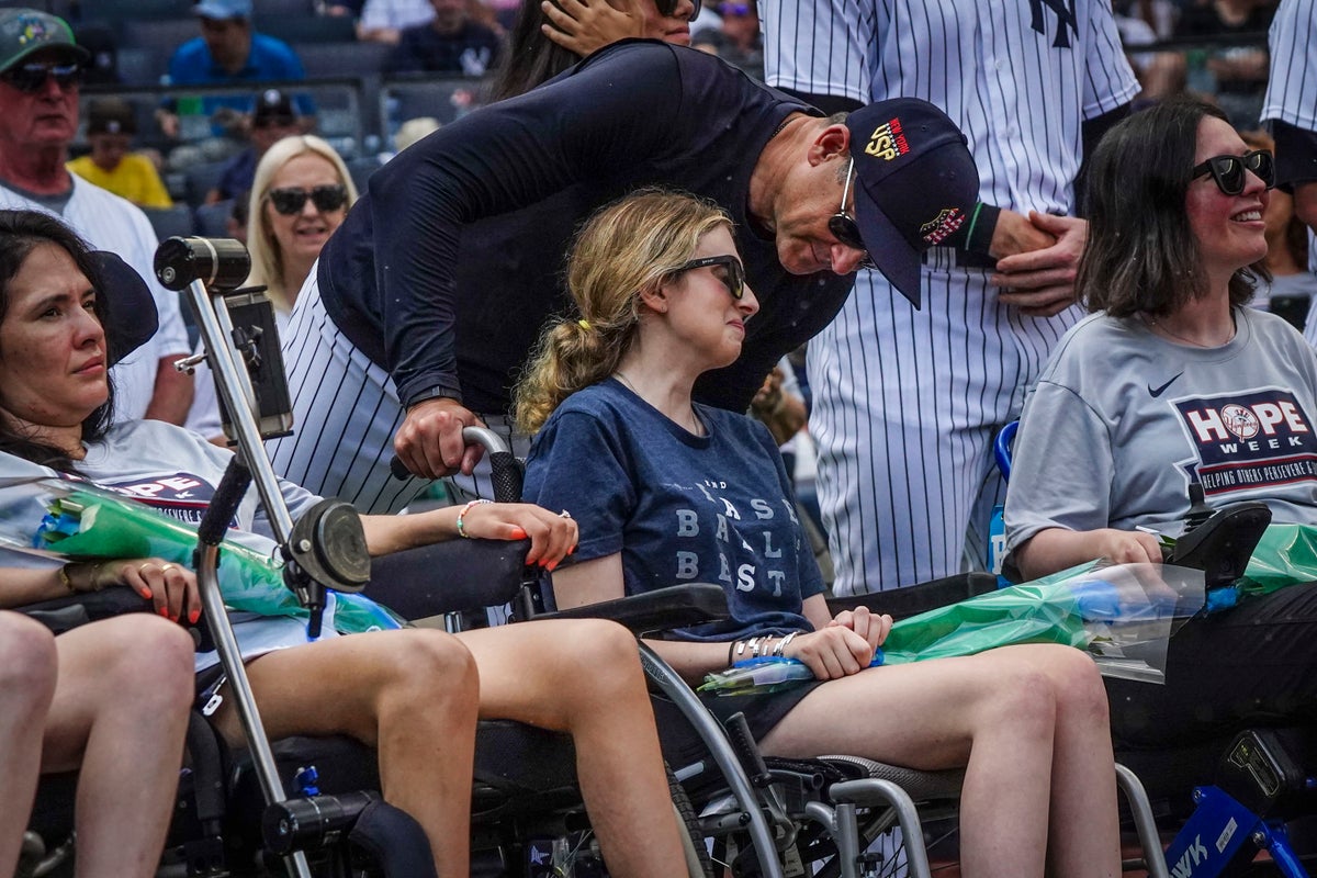 MLB’s Sarah Langs, who has ALS, honored at Yankees game on anniversary of Lou Gehrig’s famous speech