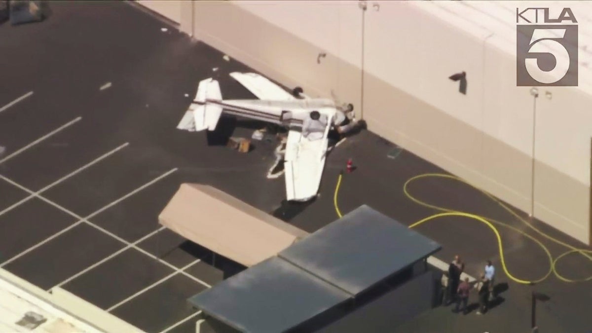 1 killed, 3 hurt in crash of small plane shortly after takeoff in Southern California