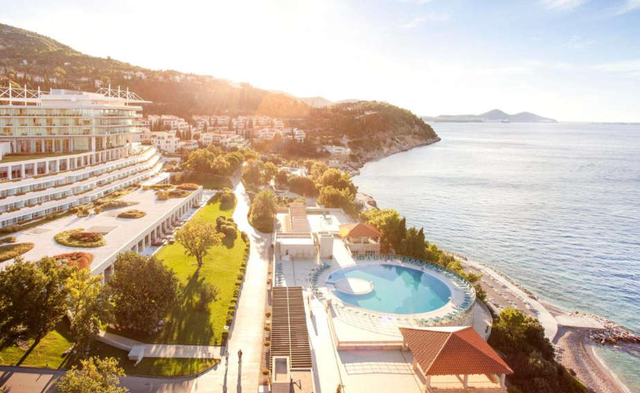 Perched on a hillside with a seafront position, this resort offers all kinds of fun for all ages