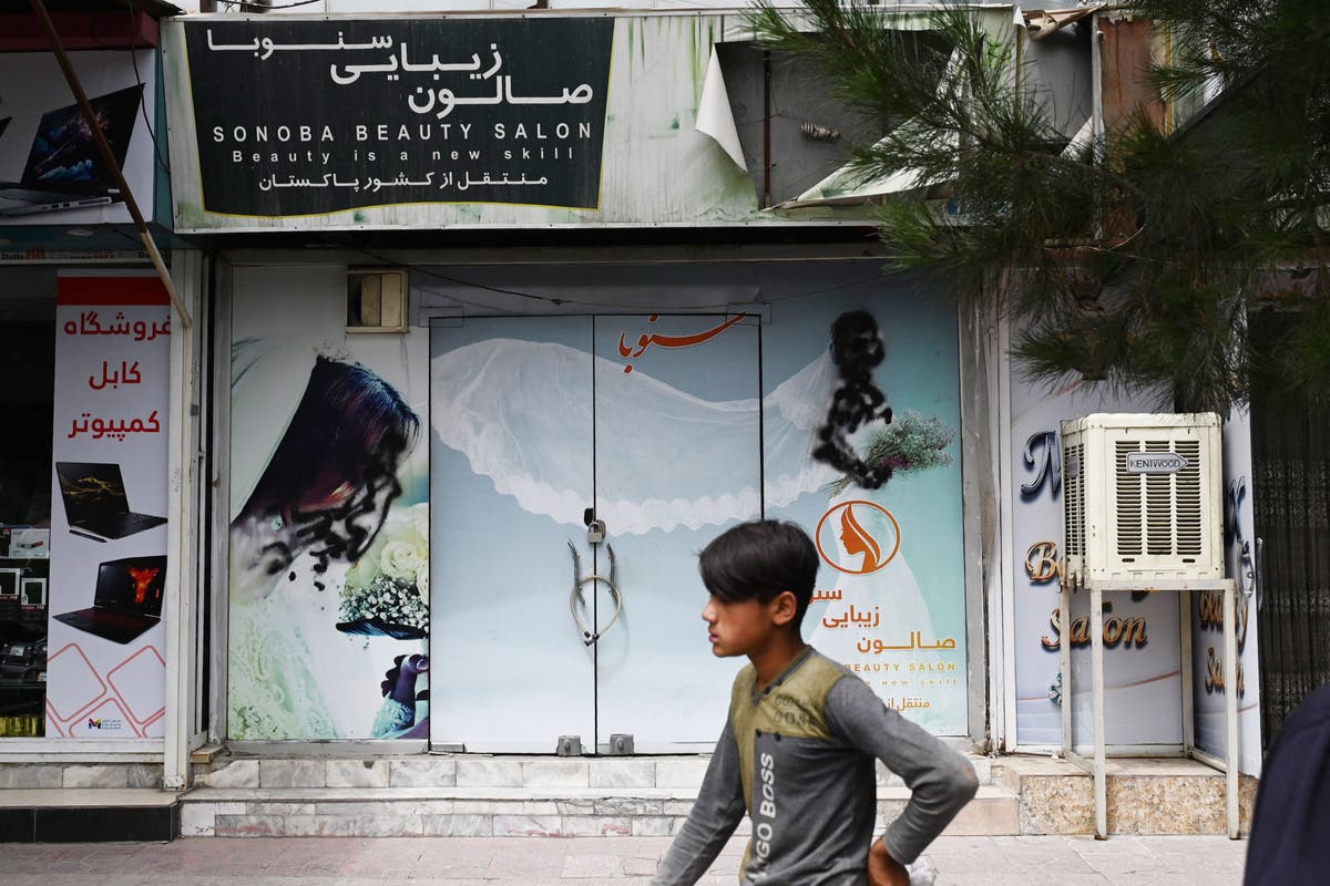 UN condemns Taliban closure of beauty salons for women