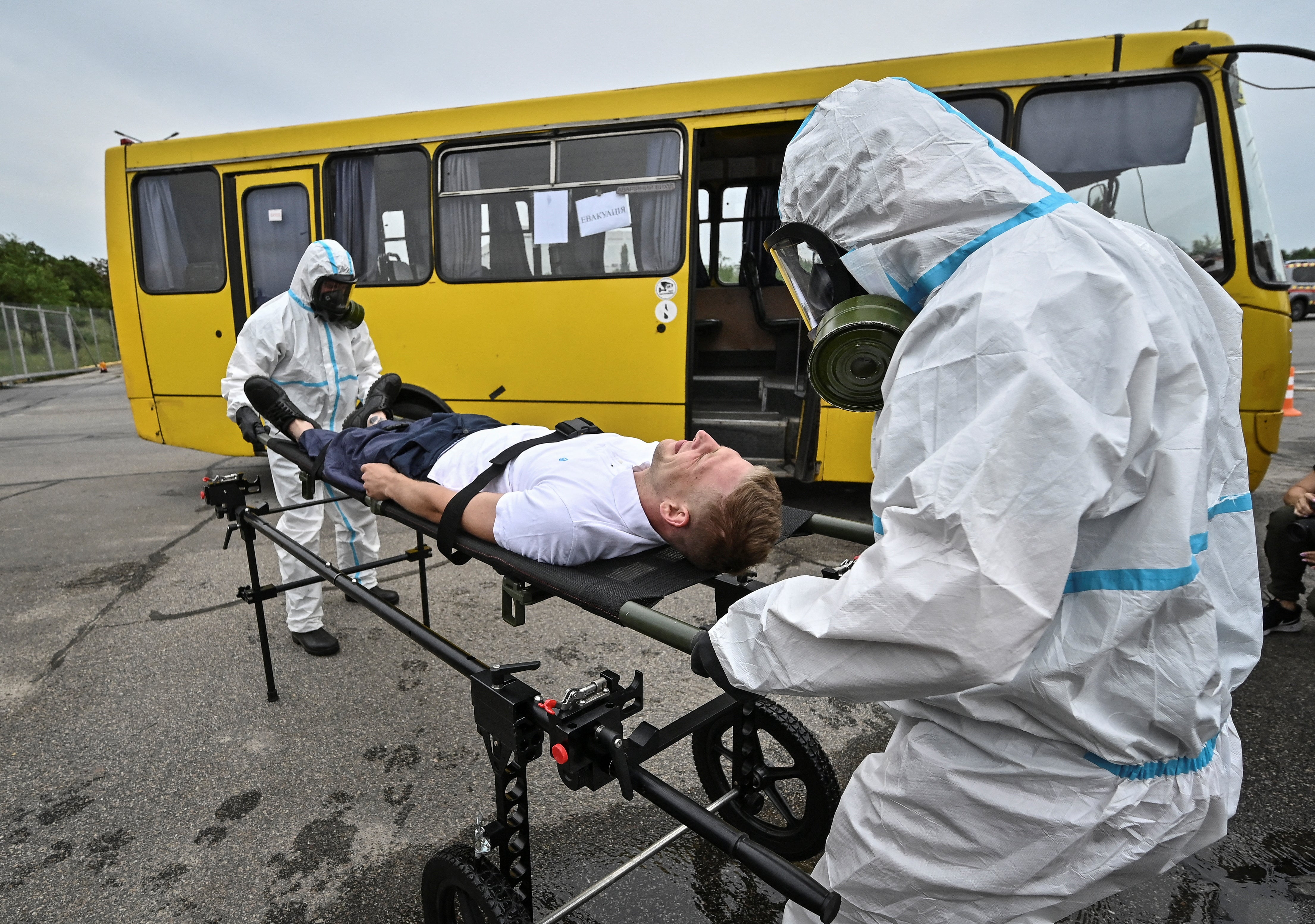 <p>Rescues and police officers attend anti-radiation drills for case of an emergency situation at Zaporizhzhia Nuclear Power Plant</p>