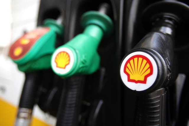 <p>The boss of Shell has warned that slashing oil and gas production now would be ‘dangerous and irresponsible’ and could see energy bills rocket higher again </p>