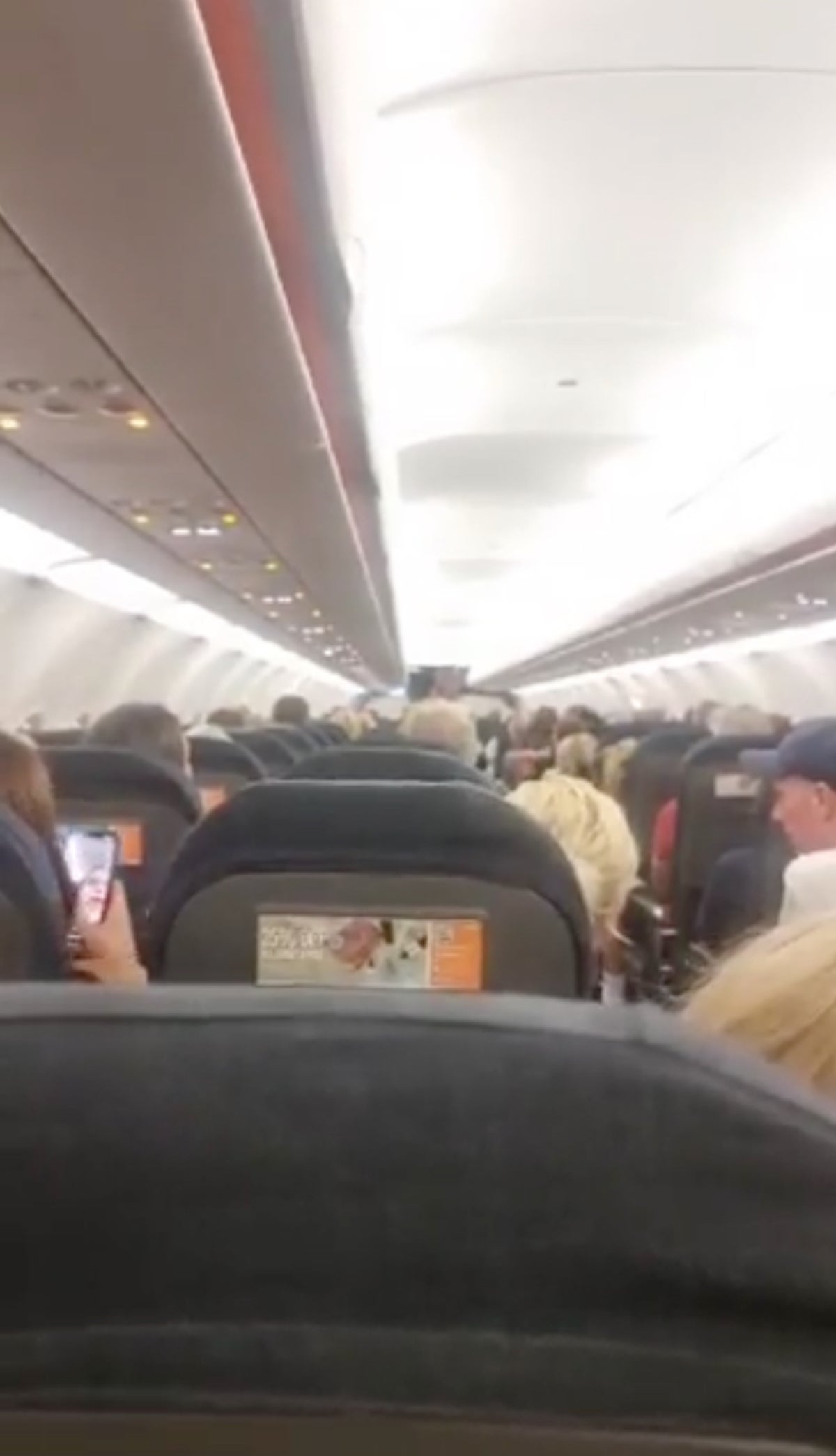 EasyJet bumps 19 passengers off flight because plane is ‘too heavy’