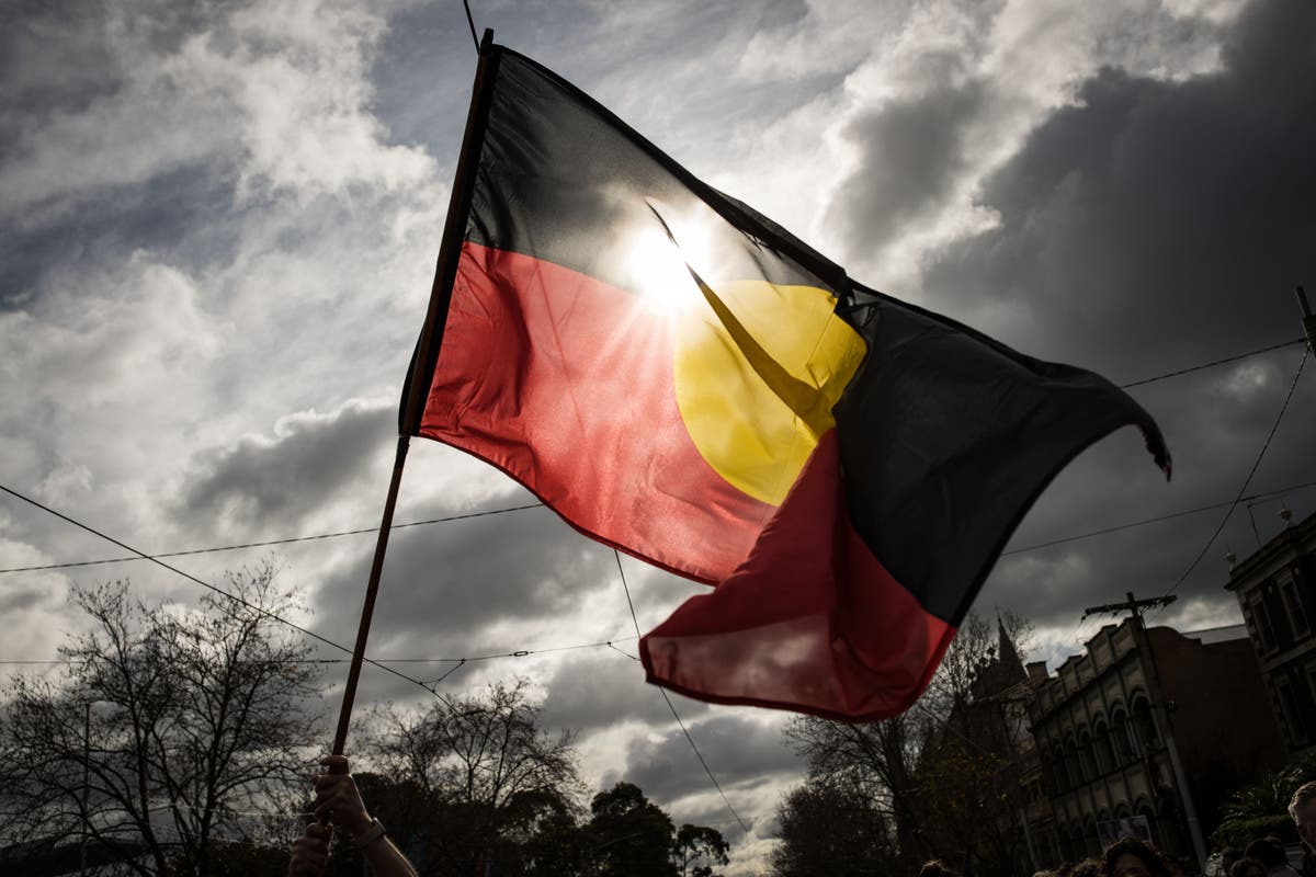 Major Australian media outlet apologises for 'racist' full-page ad featuring Indigenous people - Vimarsana News