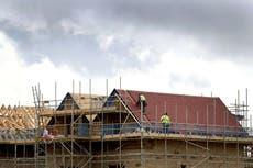 Housebuilder reports shrinking first-time buyer numbers as mortgage rates surge