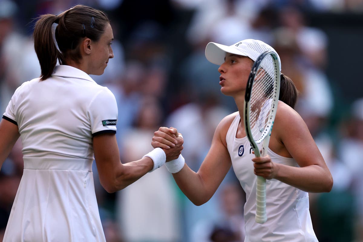Iga Swiatek matches her best Wimbledon showing with win over Petra Martic Iga Swiatek matches her best Wimbledon showing with win over Petra Martic