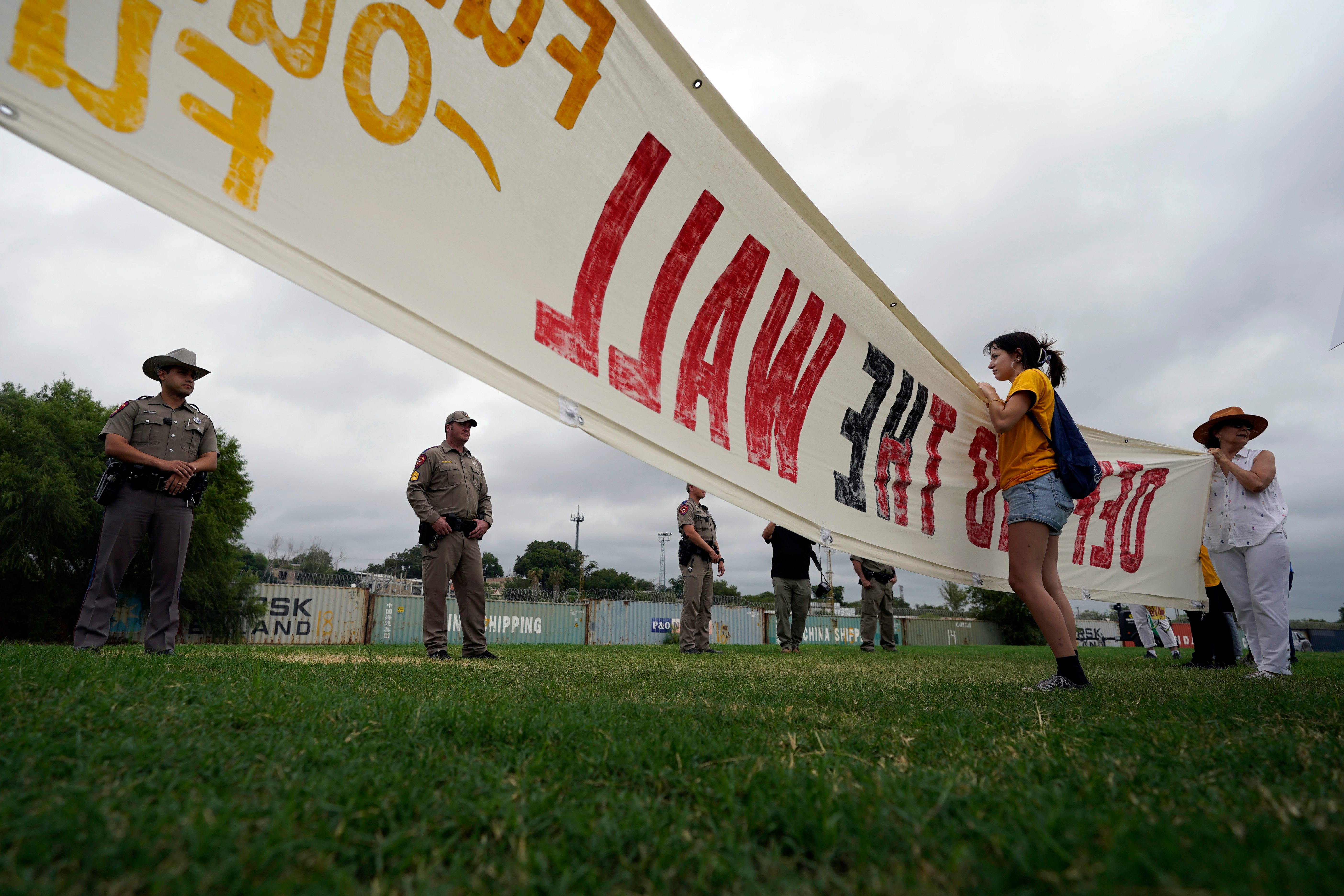 Immigration Texas Buoys