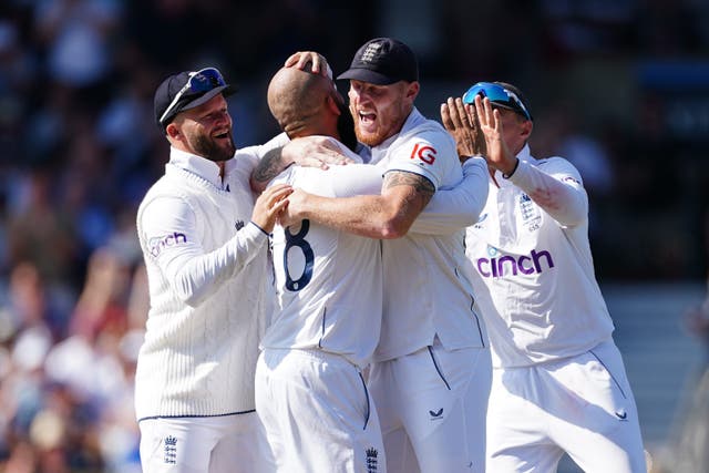 England battled back on the second day of the third Ashes Test (Mike Egerton/PA)