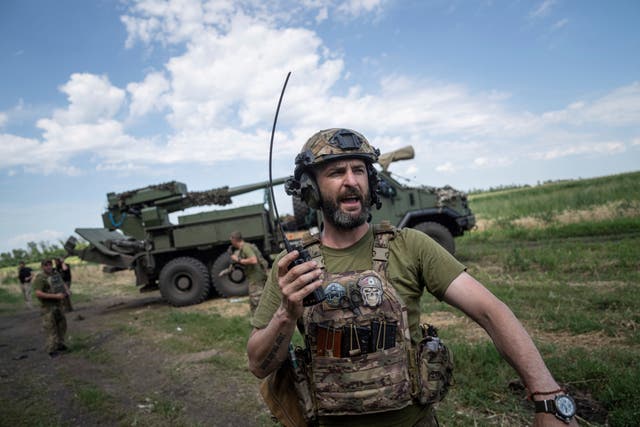 <p>Ukrainian troops near Bakhmut earlier this month </p>
