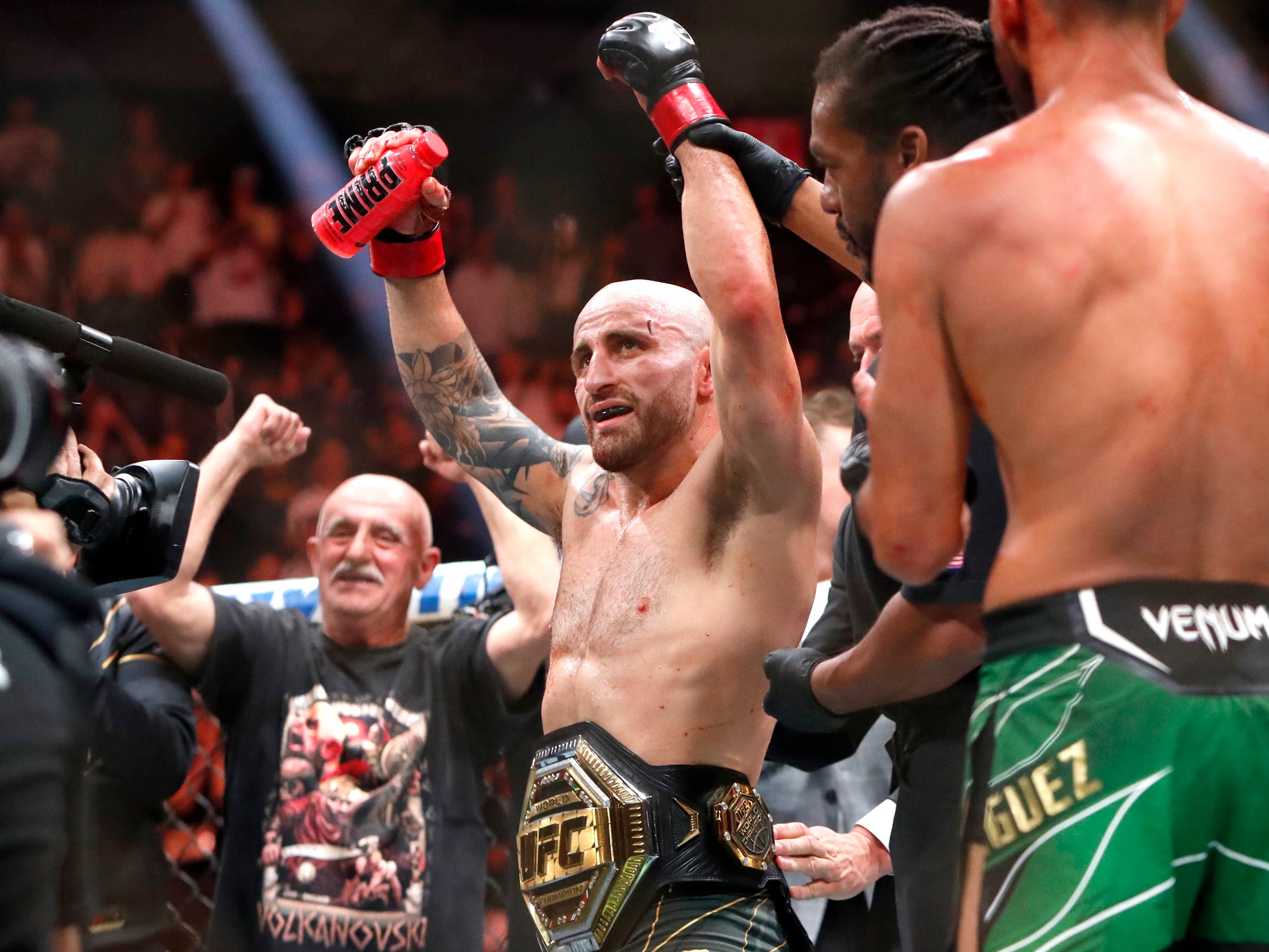 Volkanovski unified the UFC featherweight titles by beating Yair Rodriguez