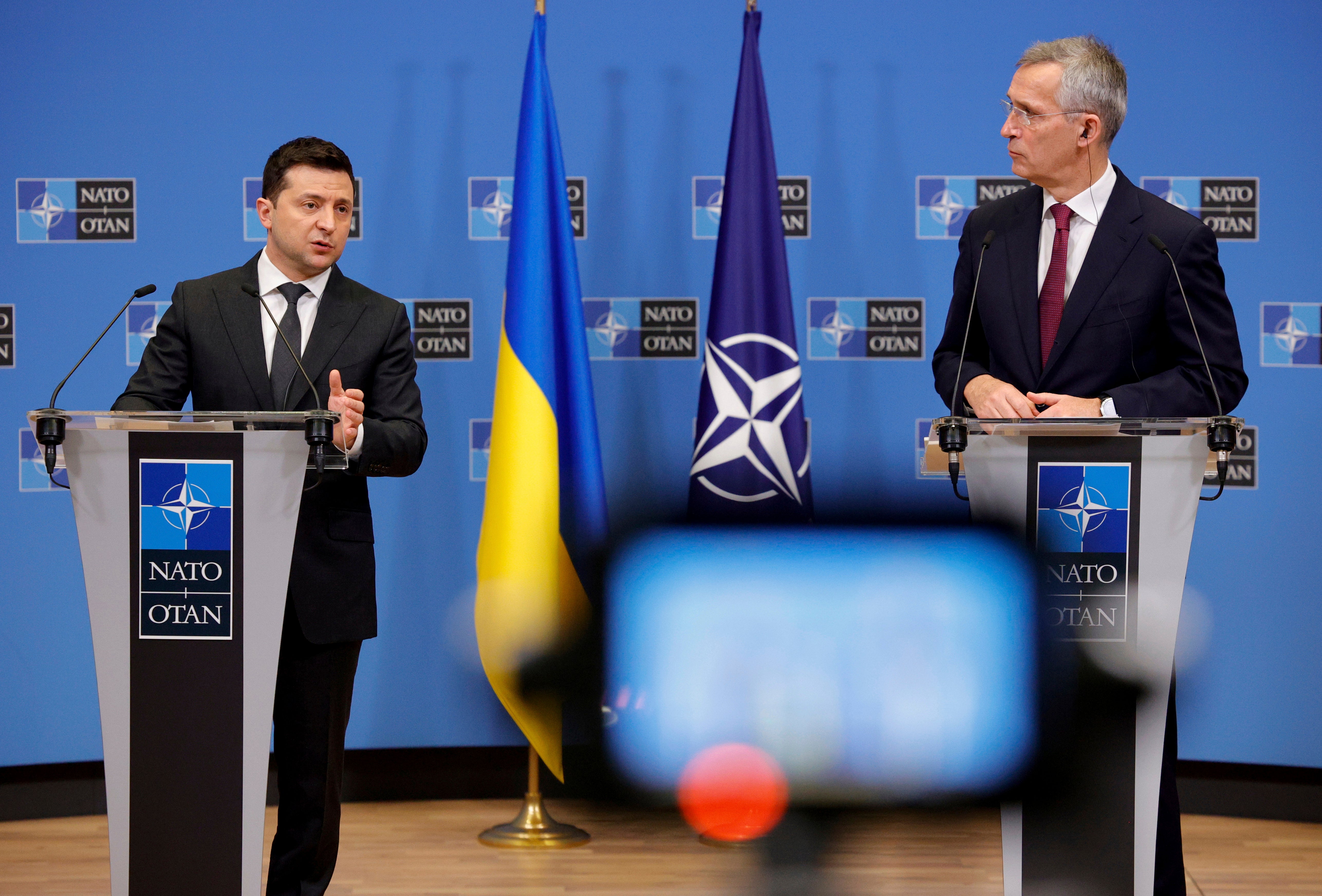 Volodymyr Zelensky with Nato secretary general Jens Stoltenberg