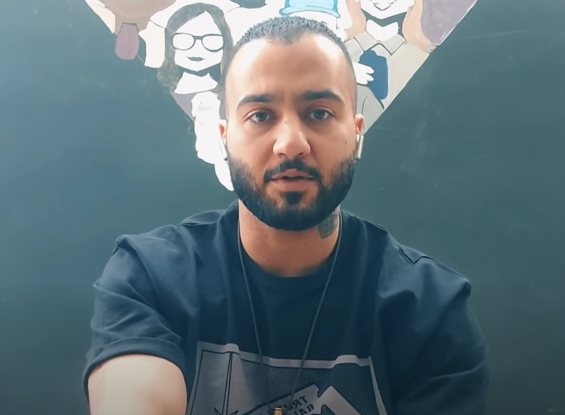 Iranian rapper Toomaj Salehi on his YouTube channel